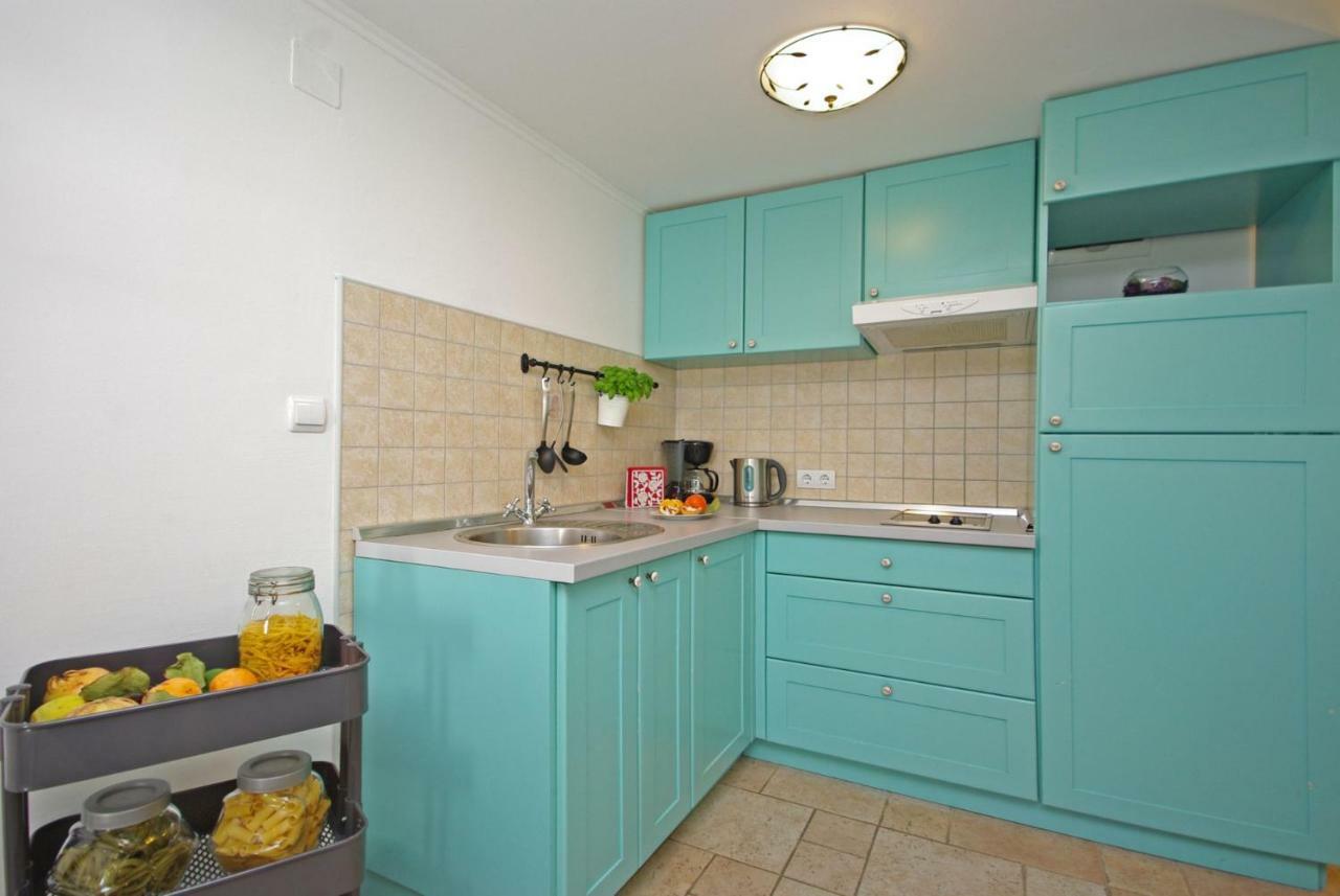 Steinhaus Dalmatien Apartment Podaca Exterior photo